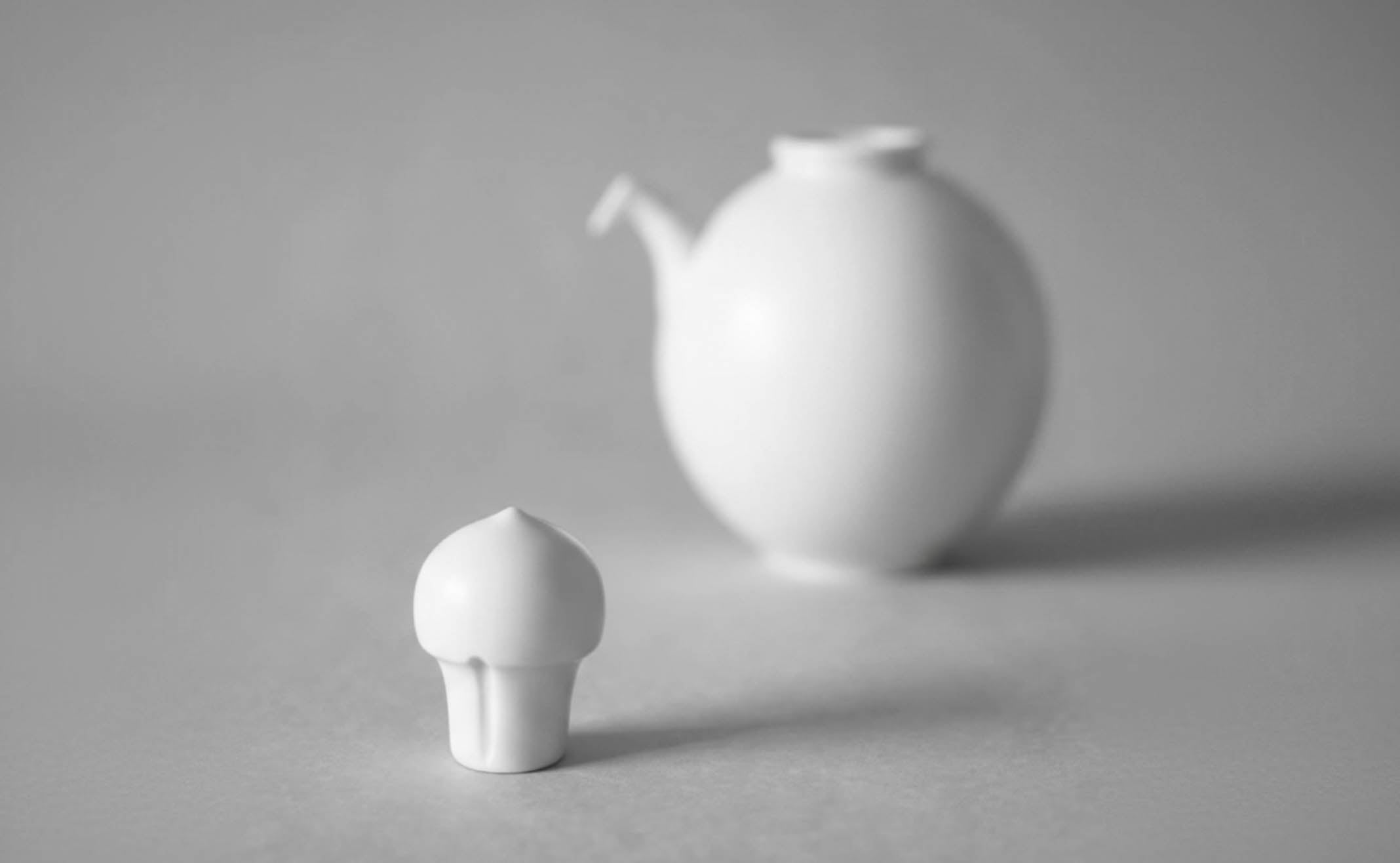 Rongbai Saucer Pitcher