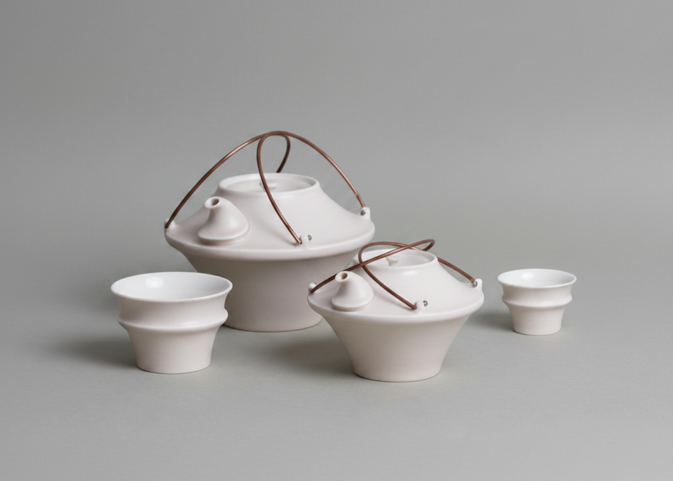 Rongbai 曲面 Curved Tea Cup